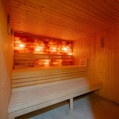 Lux Z Tarasem - Centrum - Parking Sauna Silownia Meldunki 24na7