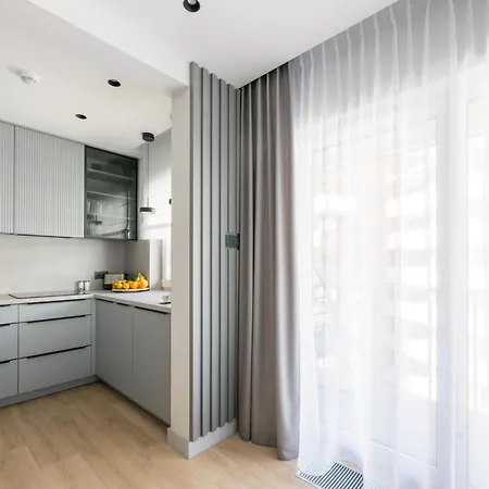 Lux Z Tarasem - Centrum - Parking Sauna Silownia Meldunki 24na7