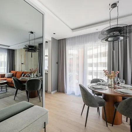 Apartment Lux Z Tarasem - Centrum - Parking Sauna Silownia Meldunki 24na7 Wroclaw