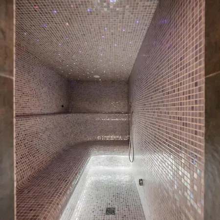 公寓 Lux Z Tarasem - Centrum - Parking Sauna Silownia Meldunki 24na7 *