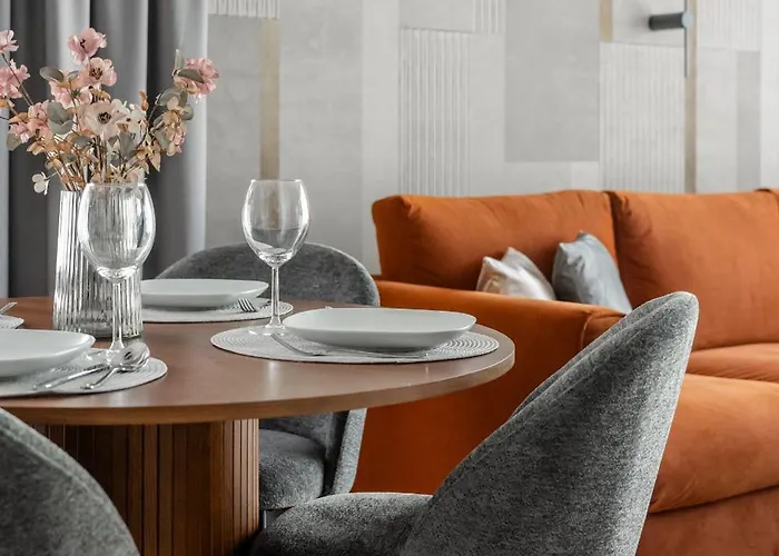 Lux Z Tarasem - Centrum - Parking Sauna Silownia Meldunki 24na7 Wrocław