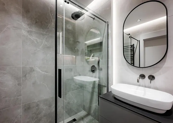 公寓 Lux Z Tarasem - Centrum - Parking Sauna Silownia Meldunki 24na7 *